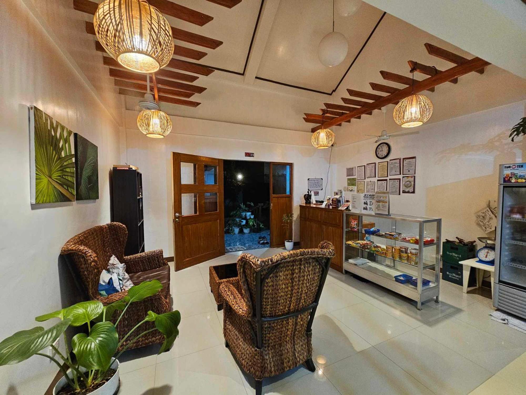 Bella Vita Guest House Coron Exterior foto