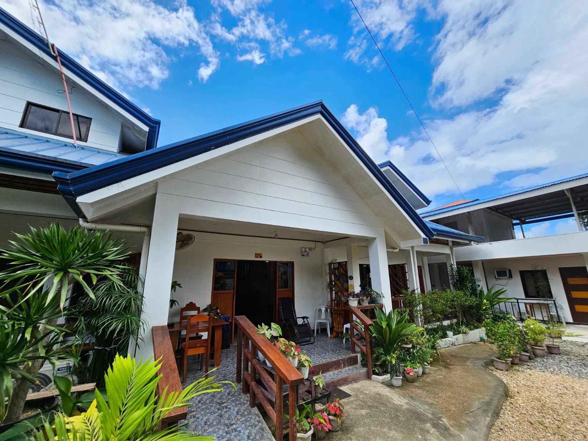 Bella Vita Guest House Coron Exterior foto