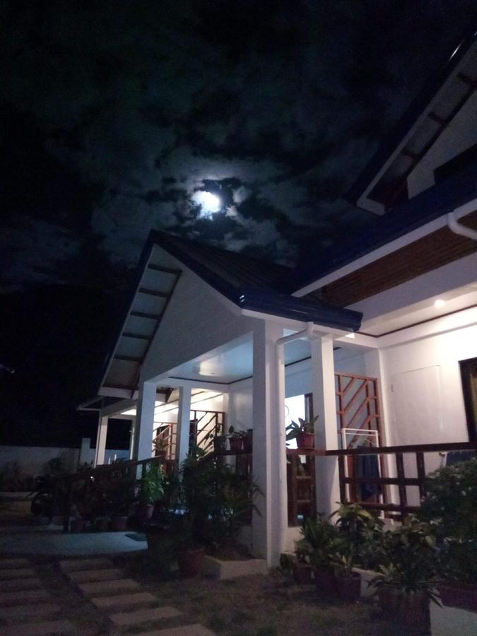 Bella Vita Guest House Coron Exterior foto